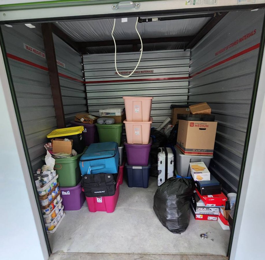8 x 9 storage unit in Henrico, VA