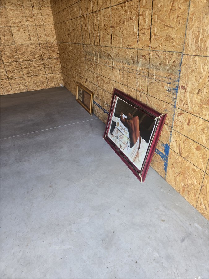 10 x 20 storage unit in Hubbard, OH