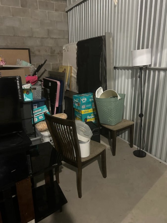 10 x 13 storage unit in Butler, WI
