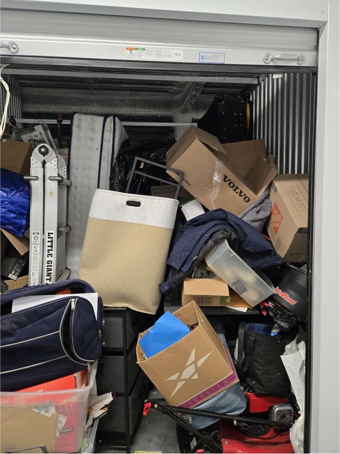 10 x 15 storage unit in Rochelle Park, NJ