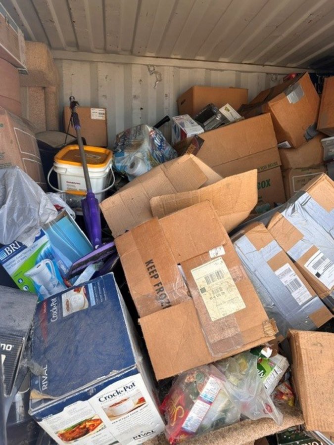 10 x 10 storage unit in Milwaukee, WI