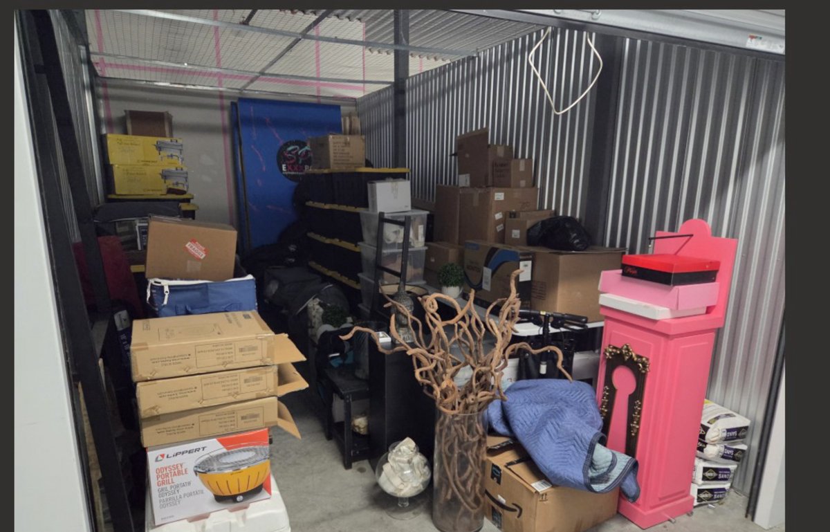 10 x 20 storage unit in Plano, TX