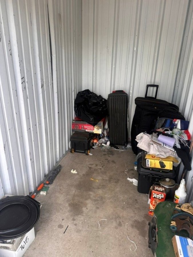 5 x 10 storage unit in Milwaukee, WI