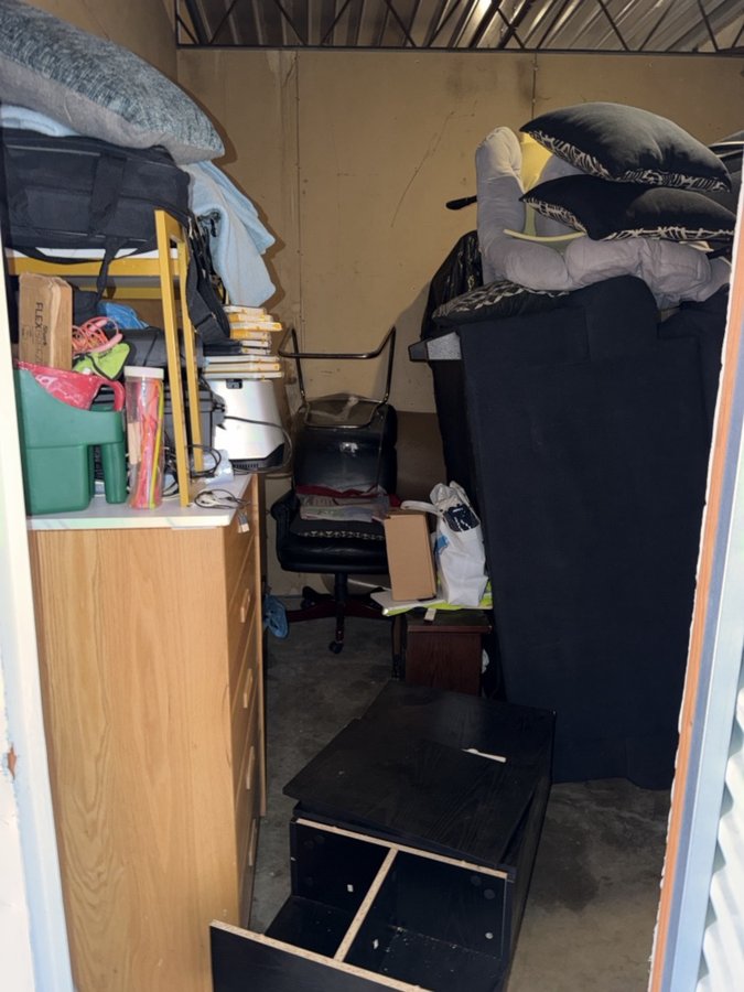 10 x 10 storage unit in Norfolk, VA