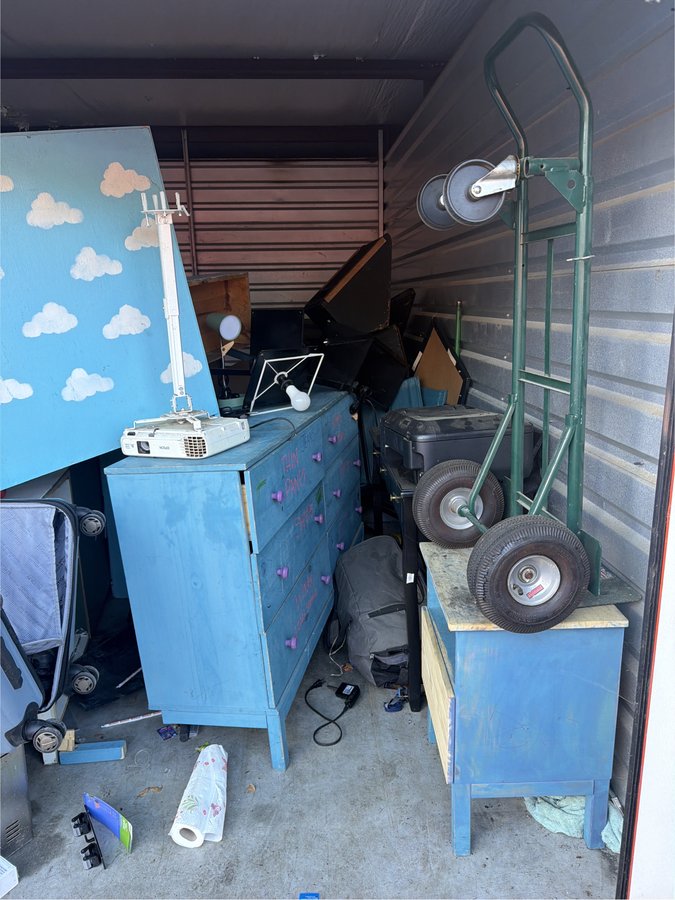 10 x 15 storage unit in Norfolk, VA