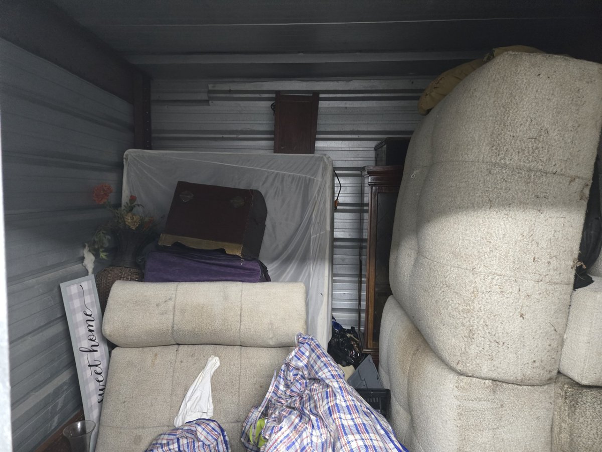 10 x 10 storage unit in Columbus, OH
