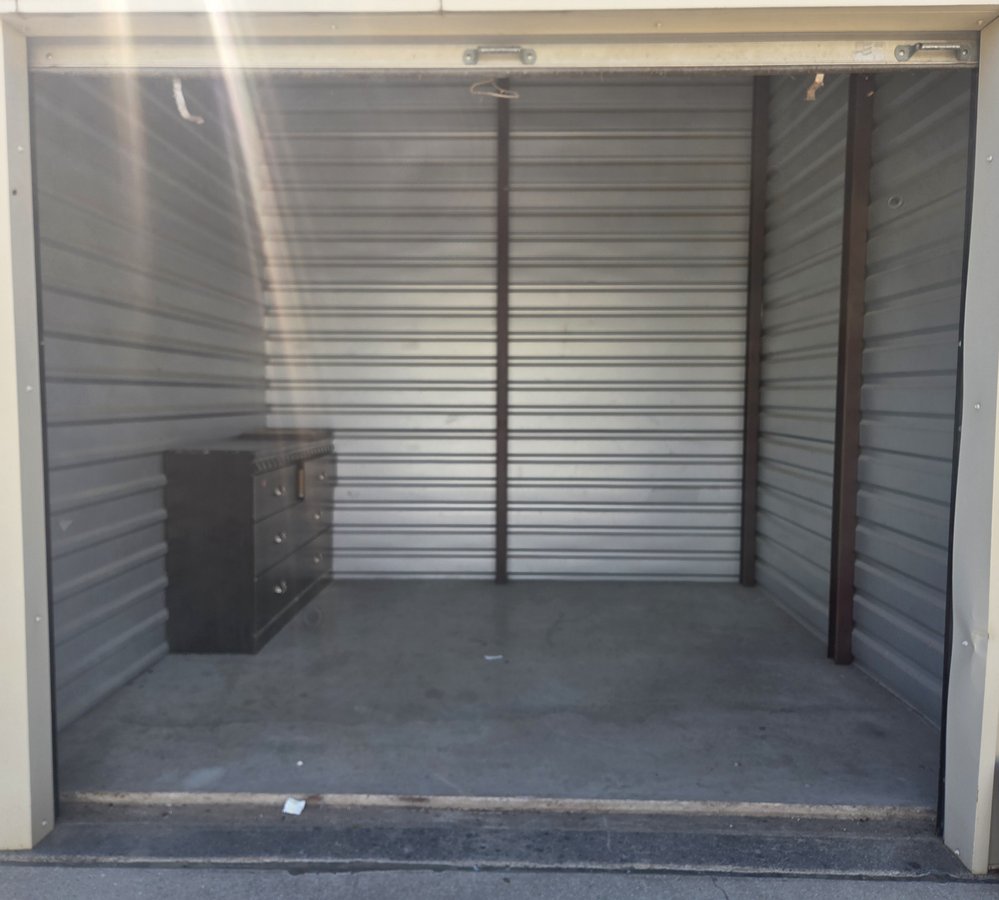 10 x 10 storage unit in Carrollton, TX
