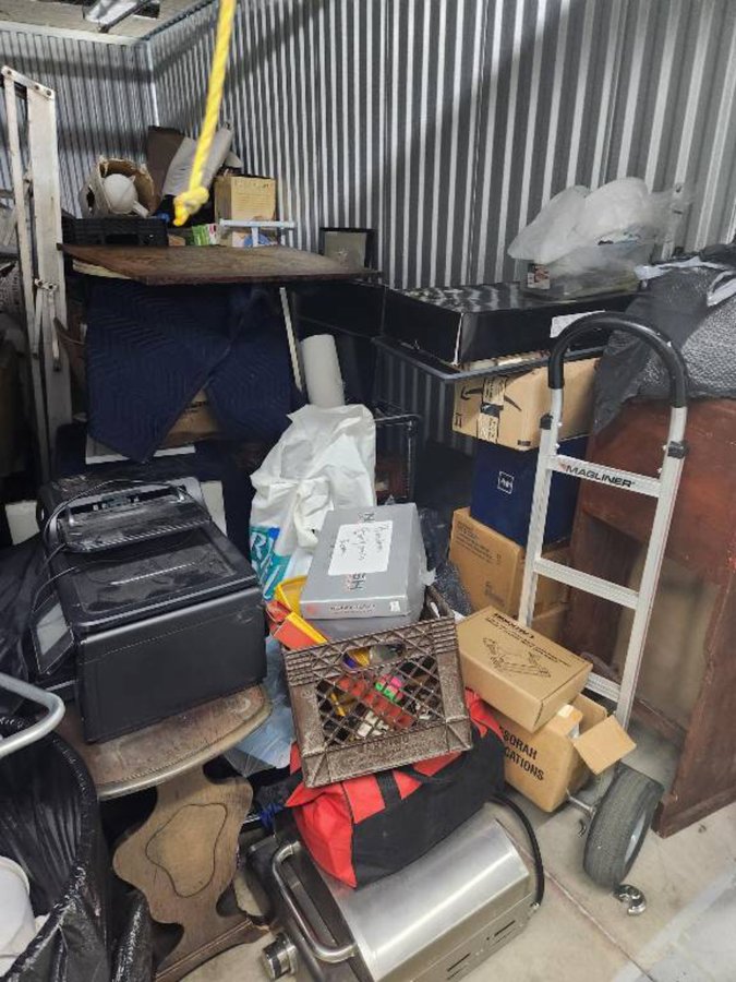 10 x 15 storage unit in Chicago, IL