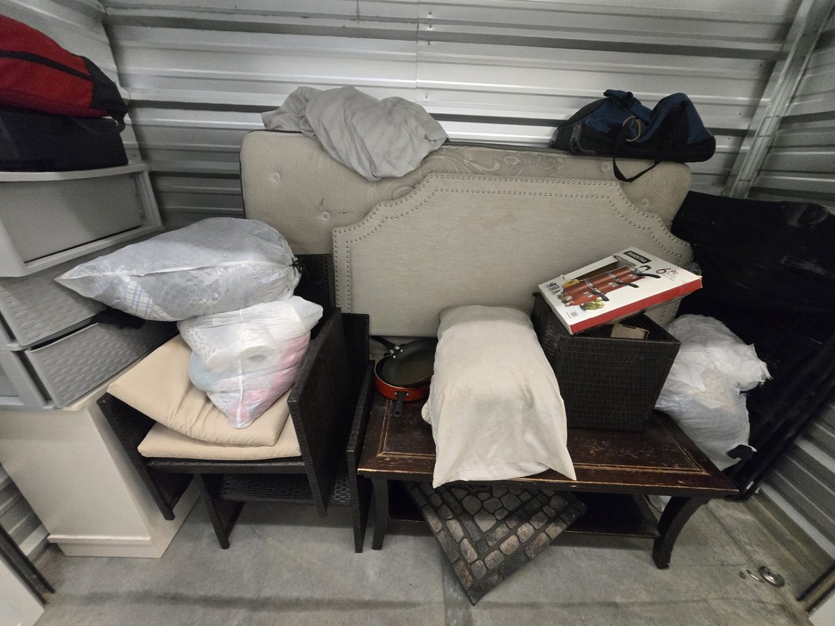 10 x 5 storage unit in Omaha, NE
