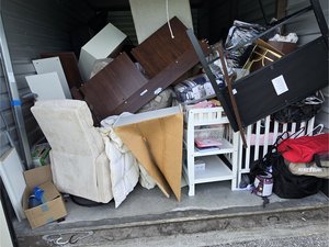 10 x 19 storage unit in Port St Lucie, FL