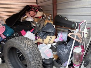 10 x 10 storage unit in Norfolk, VA