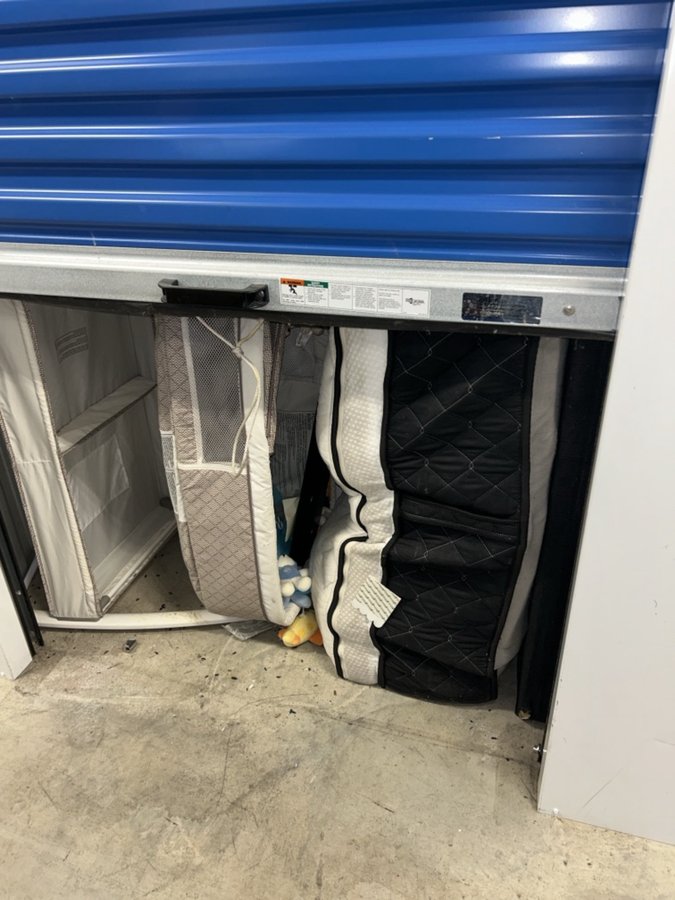 5 x 10 storage unit in Norfolk, VA