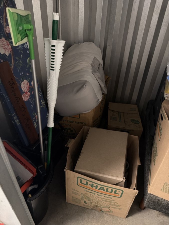 5 x 5 storage unit in Chesapeake, VA