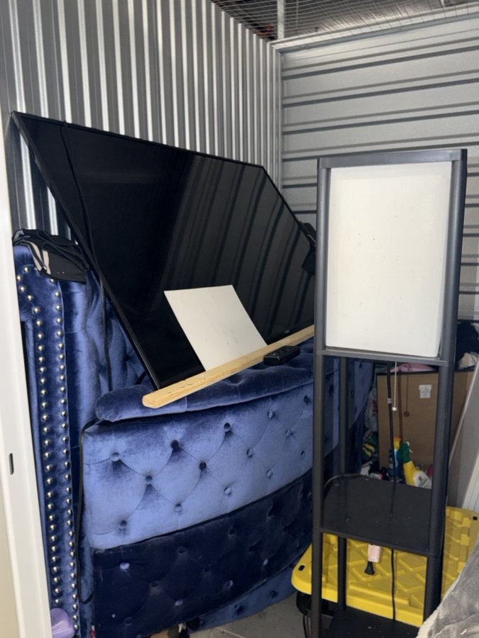 5 x 7 storage unit in Norfolk, VA