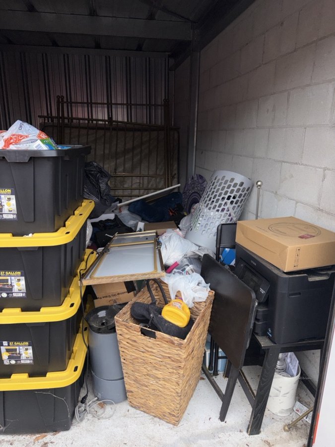 10 x 15 storage unit in Chesapeake, VA