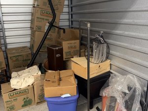 10 x 7 storage unit in Norfolk, VA