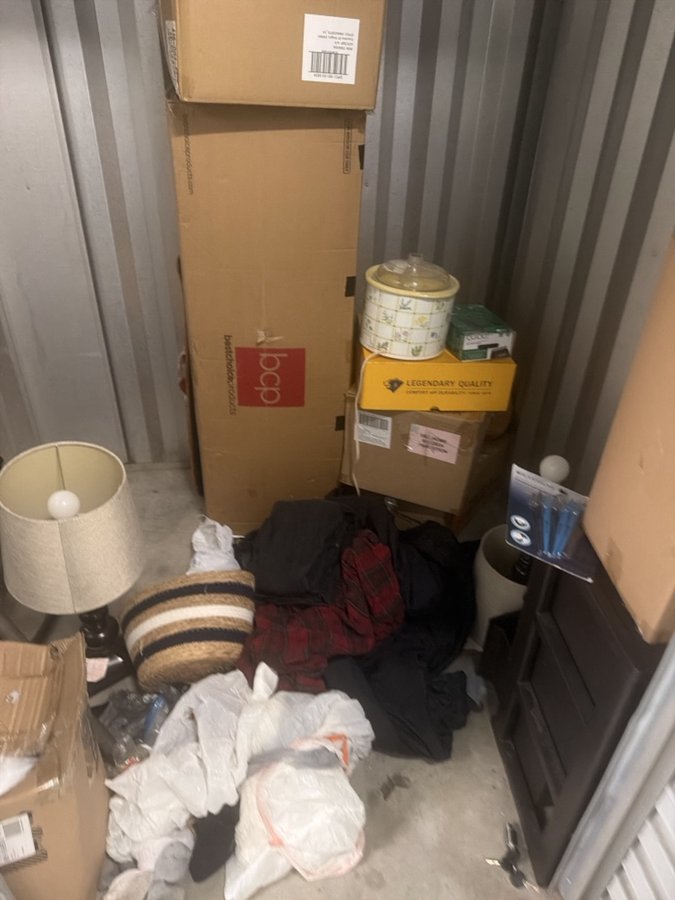 5 x 5 storage unit in Chesapeake, VA