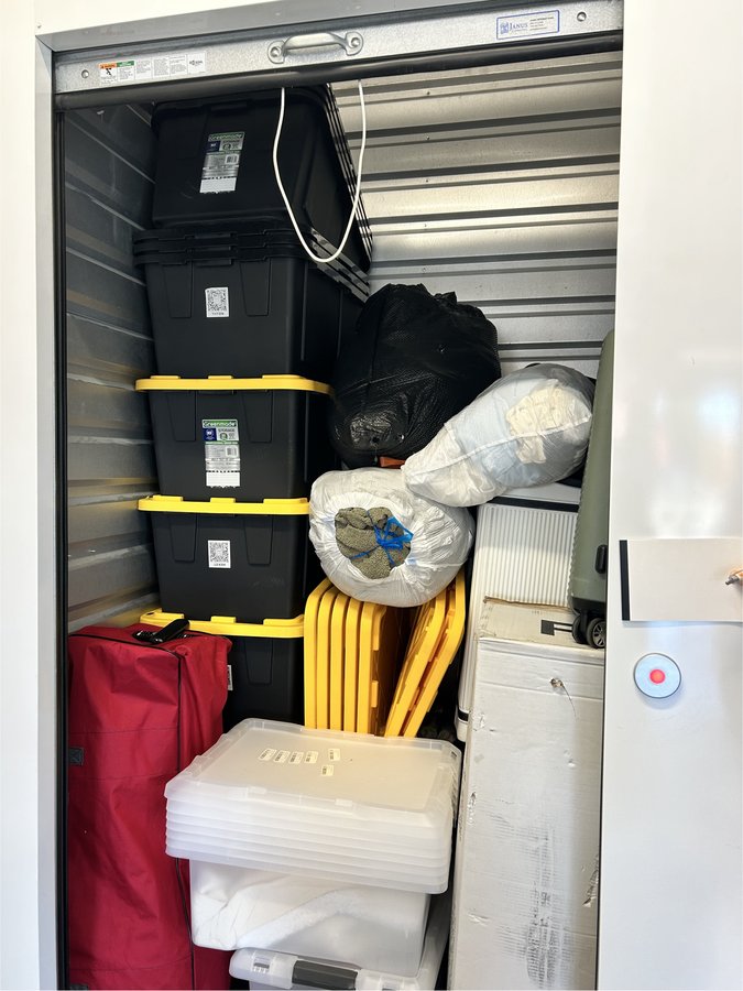 5 x 5 storage unit in Arlington, WA