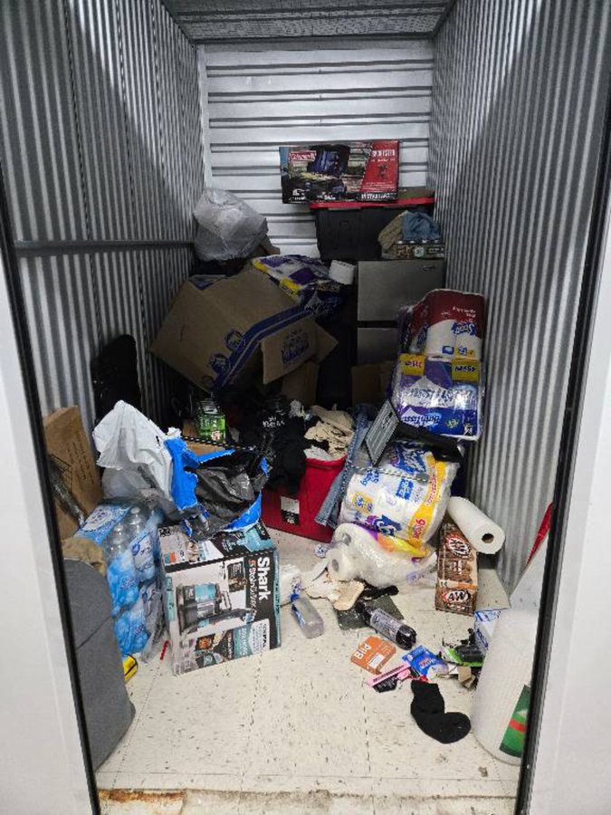 5 x 10 storage unit in Des Plaines, IL