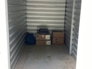 5 x 10 storage unit in Durham, NC