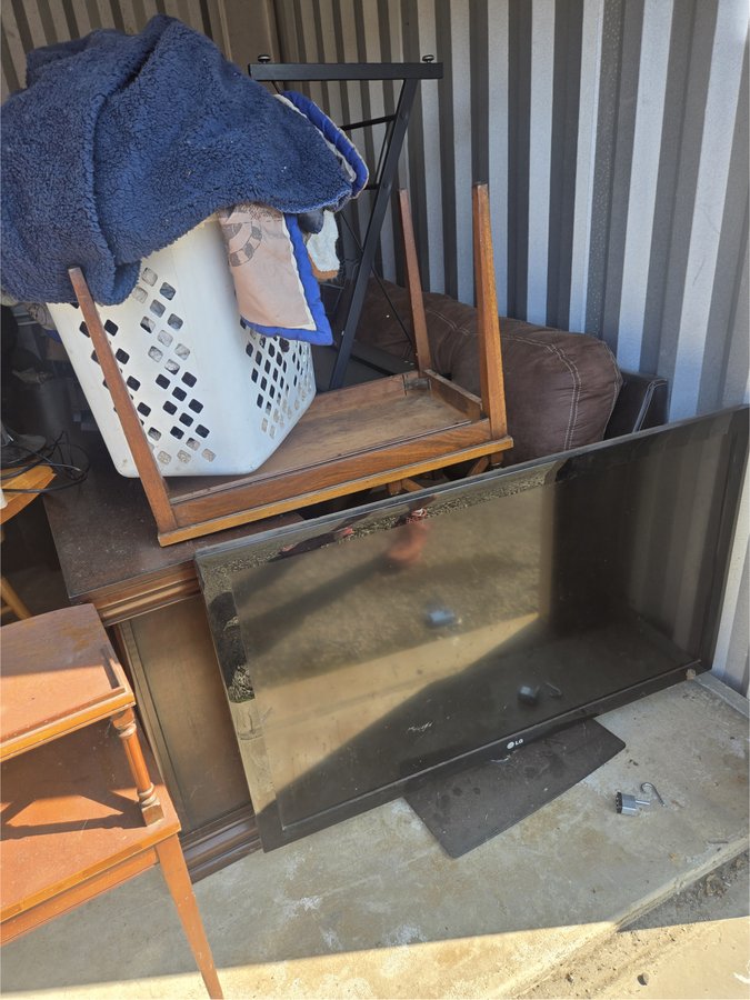 10 x 10 storage unit in Meadville, PA