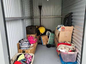 5 x 10 storage unit in Fenton, MO