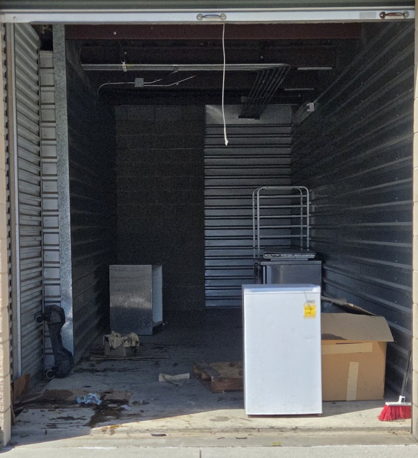 10 x 30 storage unit in Carrollton, TX