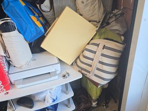 10 x 10 storage unit in Brentwood, MD