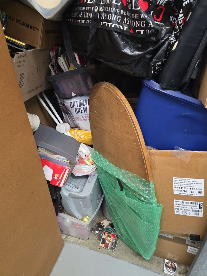 5 x 10 storage unit in Hyattsville, MD