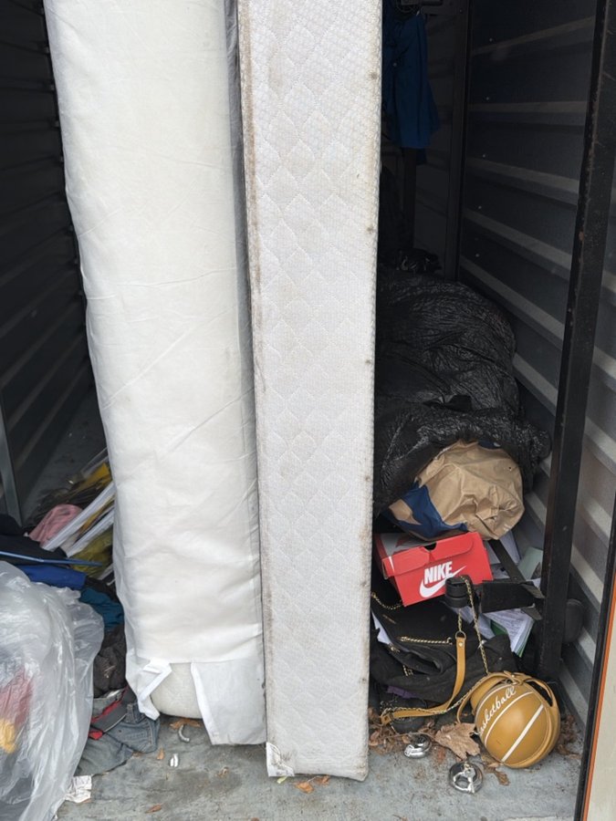 5 x 10 storage unit in Portsmouth, VA