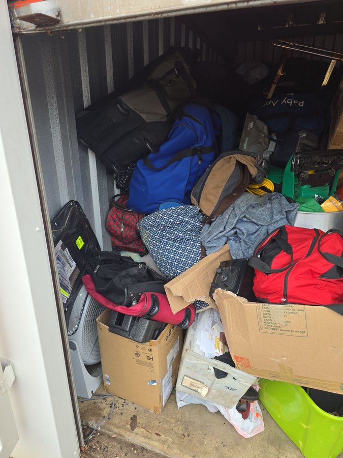 10 x 15 storage unit in Suitland, MD