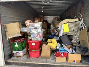10 x 30 storage unit in Manalapan, NJ