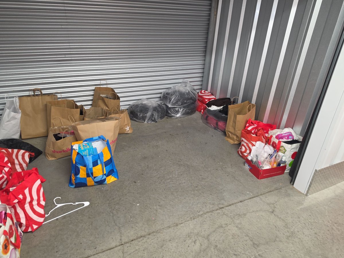 10 x 7 storage unit in Stamford, CT