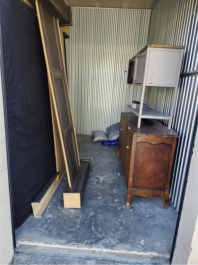 6 x 12 storage unit in Amelia, OH