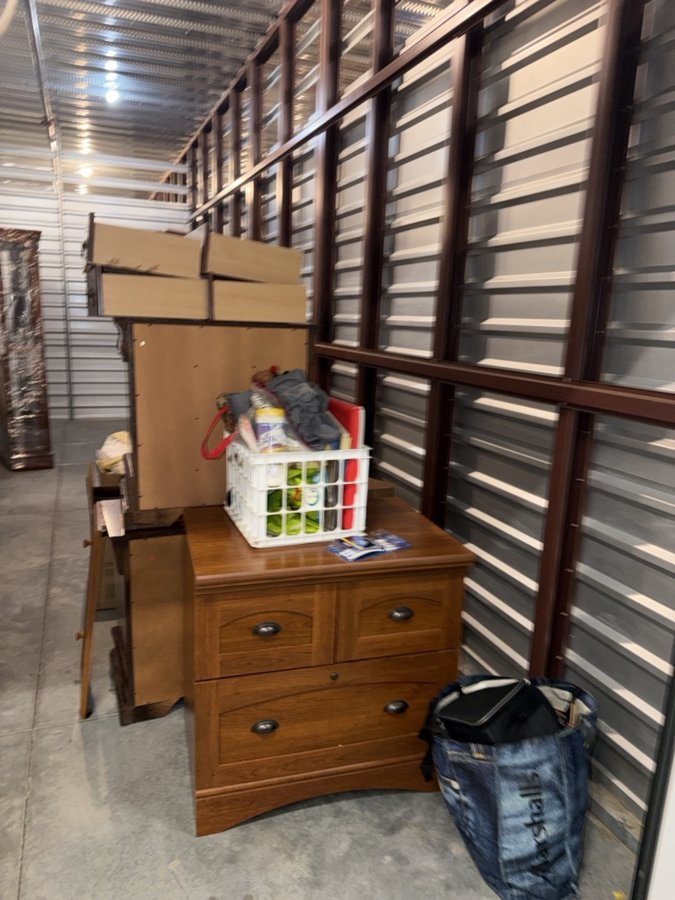 10 x 25 storage unit in Virginia Beach, VA