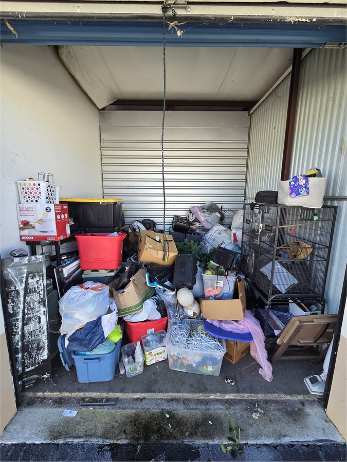 10 x 10 storage unit in Lehigh Acres, FL