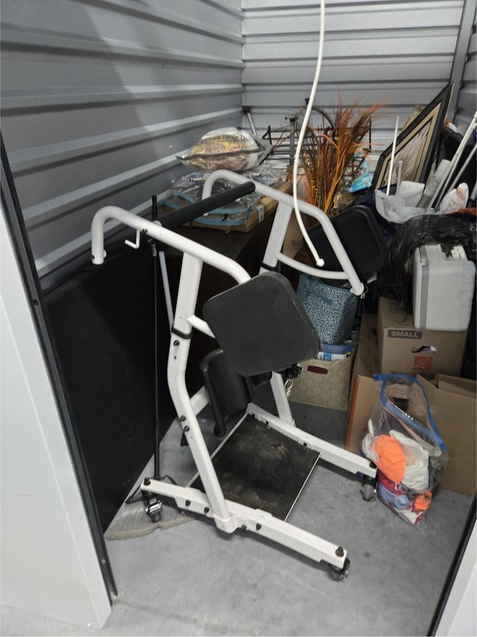 5 x 10 storage unit in Wildwood, FL