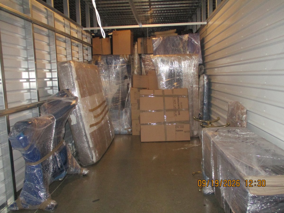 10 x 25 storage unit in Skokie, IL