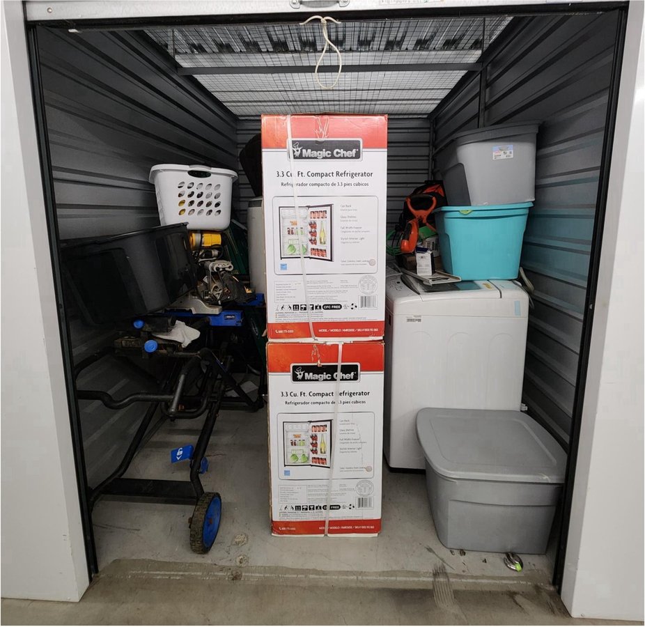 7 x 10 storage unit in Marietta, GA