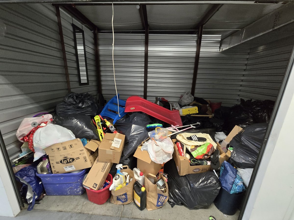 10 x 15 storage unit in Lehigh Acres, FL