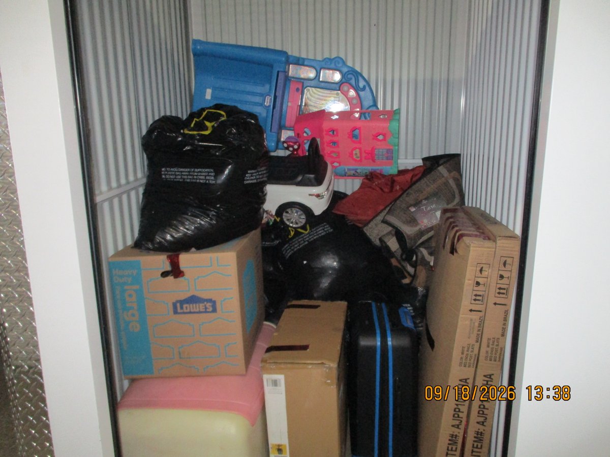 5 x 5 storage unit in Skokie, IL