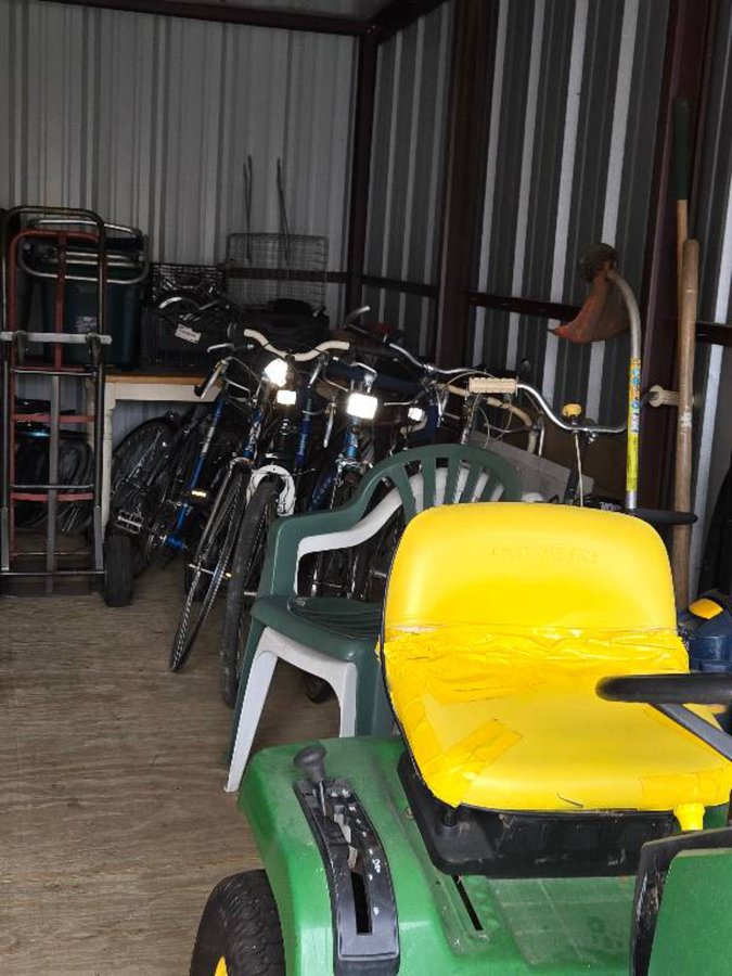 10 x 25 storage unit in Newport, KY