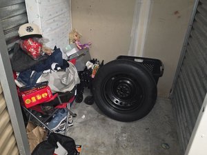5 x 5 storage unit in Daly City, CA