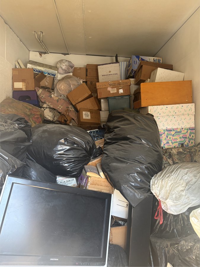 8 x 12 storage unit in Hallandale, FL