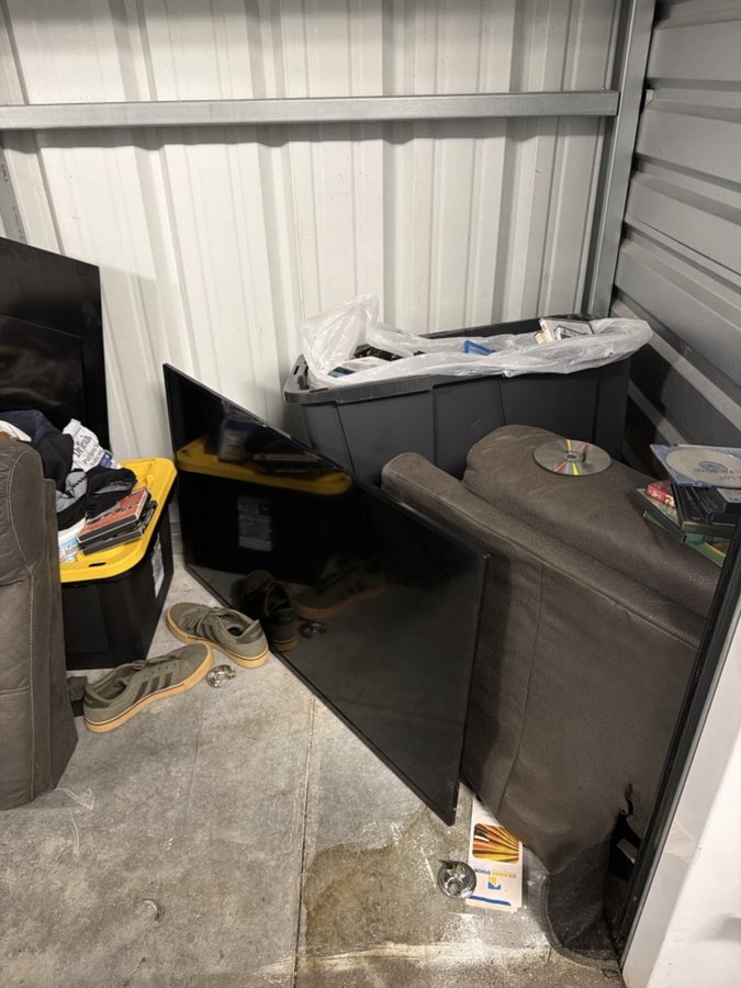 10 x 5 storage unit in Portsmouth, VA