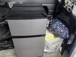 10 x 5 storage unit in Blue Ash, OH
