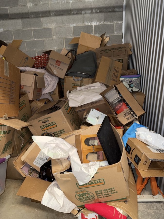 10 x 10 storage unit in Takoma Park, MD