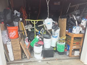 10 x 25 storage unit in Daly City, CA