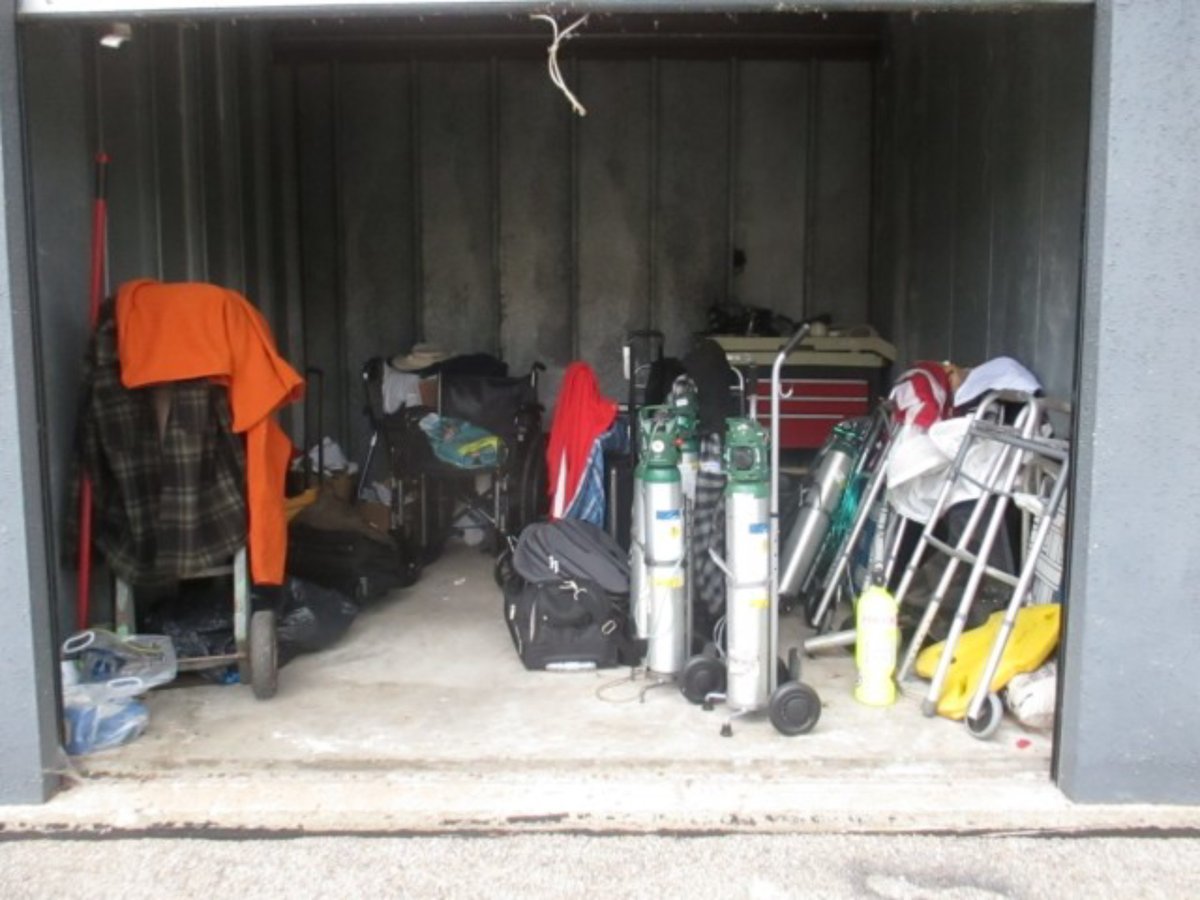 10 x 10 storage unit in N Chicago, IL