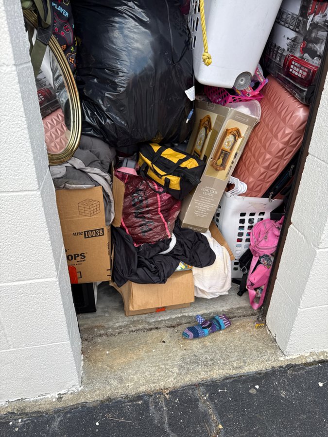 5 x 10 storage unit in Chesapeake, VA